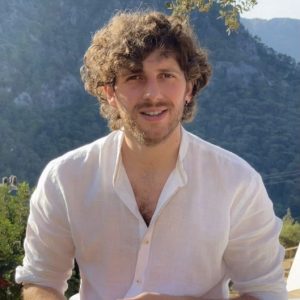 Uzm. Kl. Psk. Ahmet Metehan Er