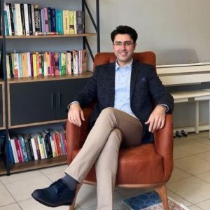 Uzm. Kl. Psk. Ömer Halıcı